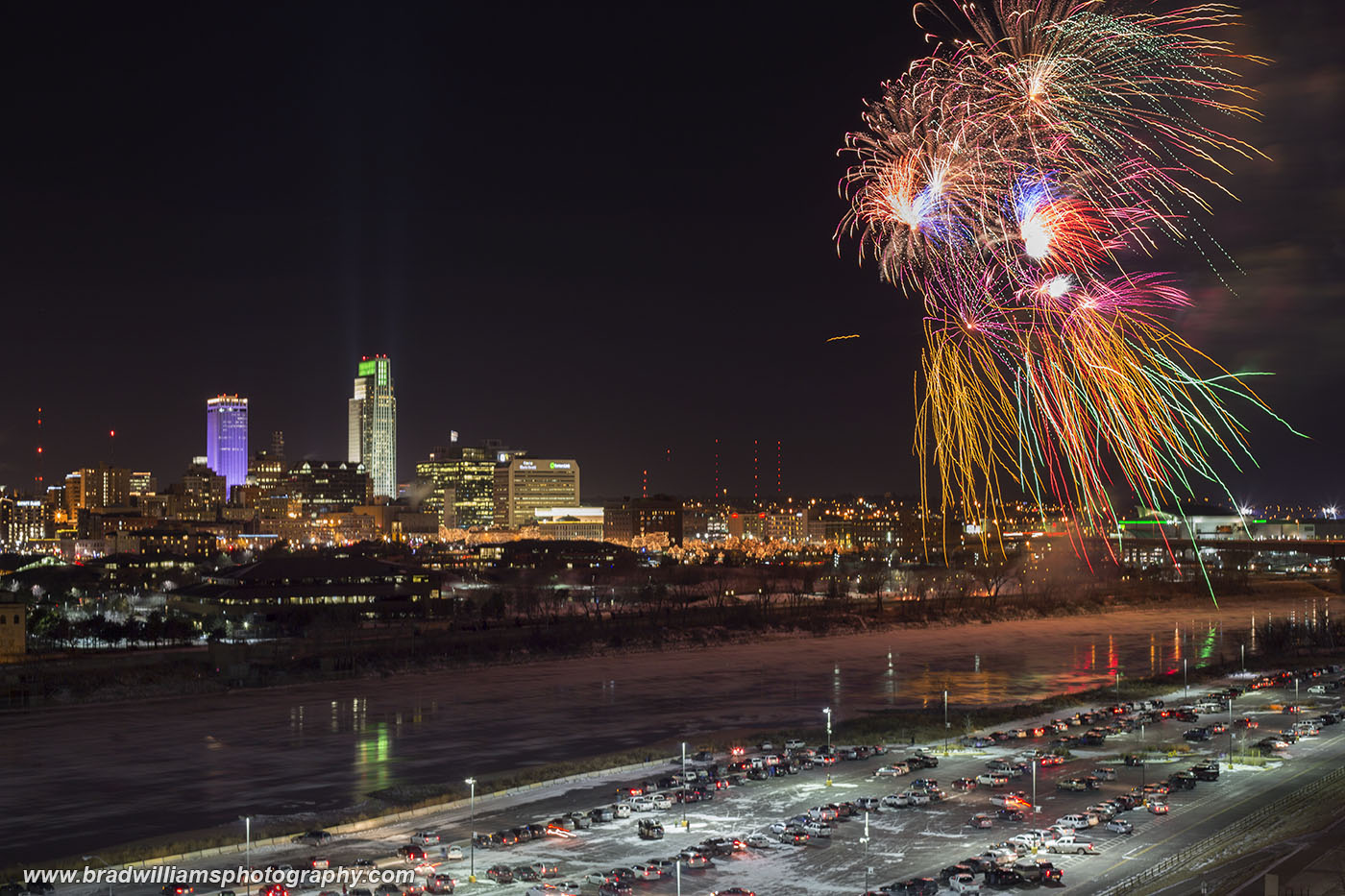 2014 New Year's Eve Fireworks in Downtown Omaha, NE