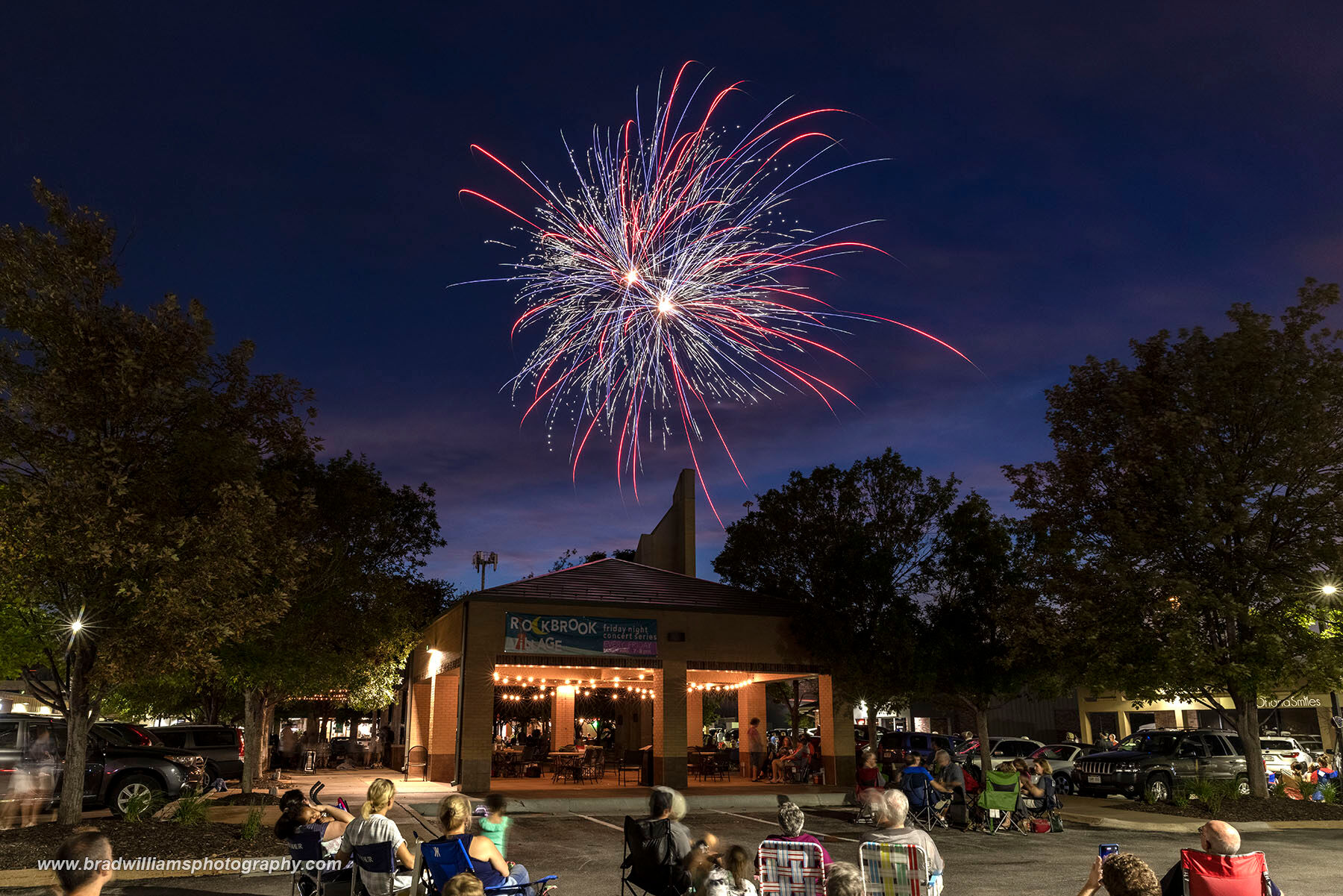 2021 Rockbrook Village Fireworks, Rockbrook Village Shopping Center, Omaha, NE